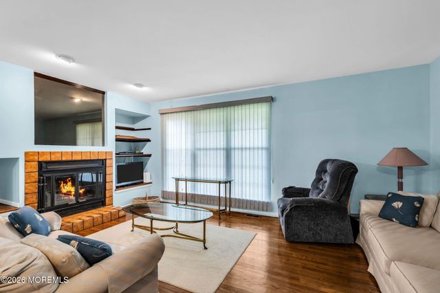 302 Bent Trail 1261, Toms River, NJ 08753