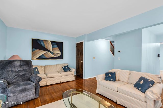 302 Bent Trail 1261, Toms River, NJ 08753
