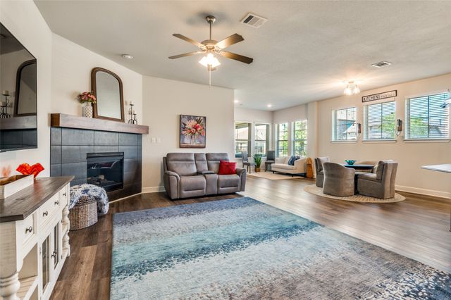 4724 Raspberry Spar Court, Arlington, TX 76005