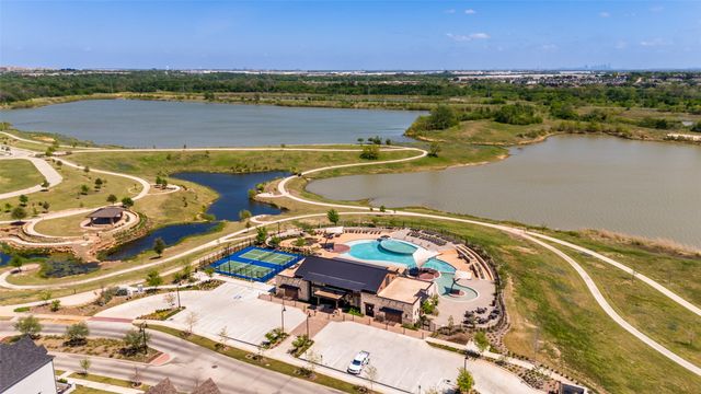 4724 Raspberry Spar Court, Arlington, TX 76005