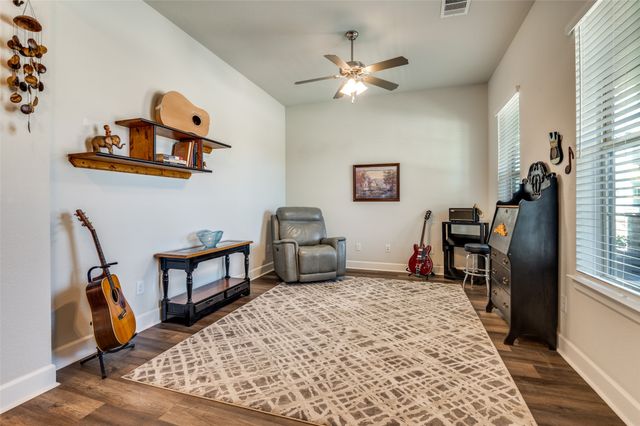 4724 Raspberry Spar Court, Arlington, TX 76005