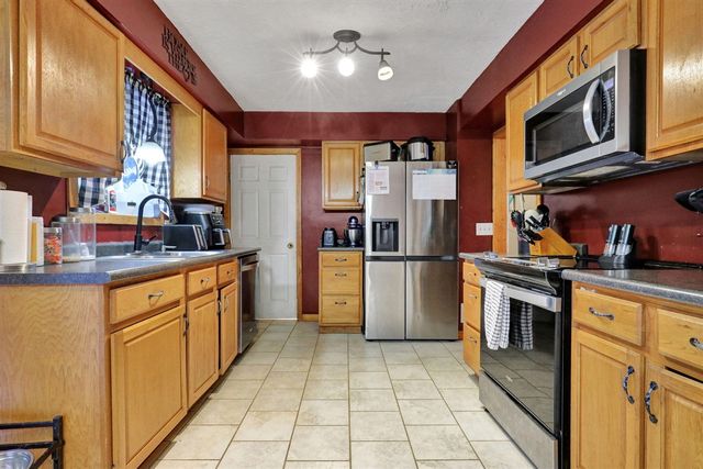 2520 Lanier Court, Lansing, MI 48911