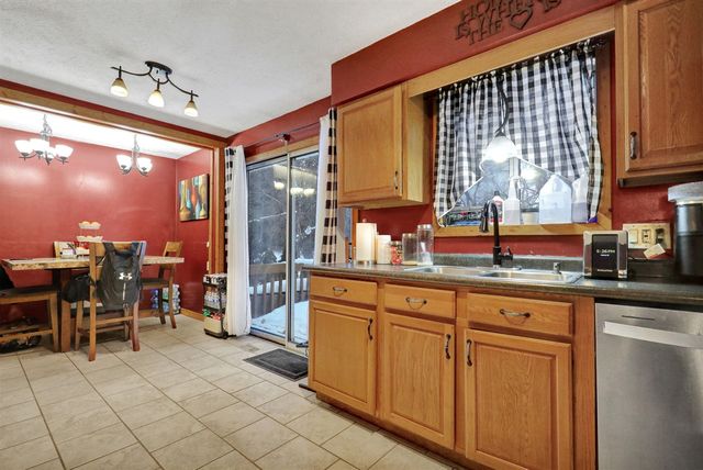 2520 Lanier Court, Lansing, MI 48911