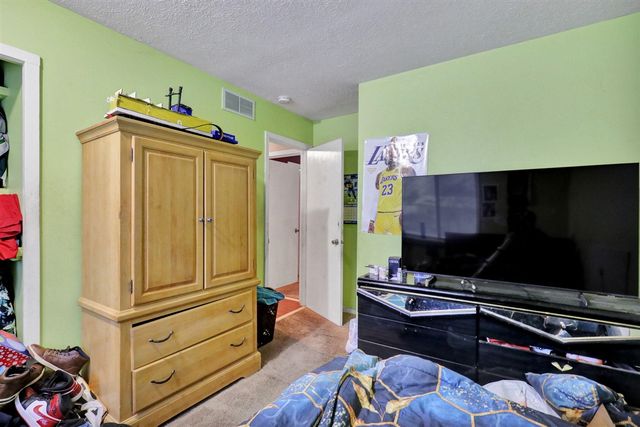 2520 Lanier Court, Lansing, MI 48911