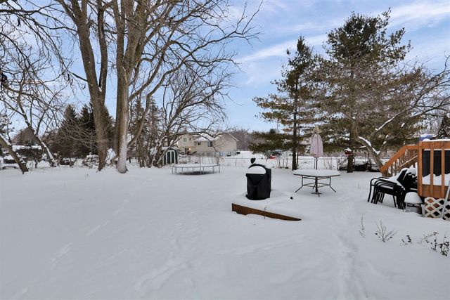 2520 Lanier Court, Lansing, MI 48911