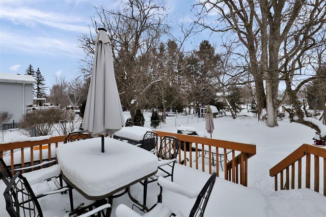 2520 Lanier Court, Lansing, MI 48911