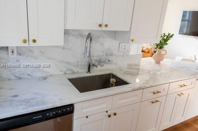 520 SE 5th Ave 3302, Fort Lauderdale, FL 33301