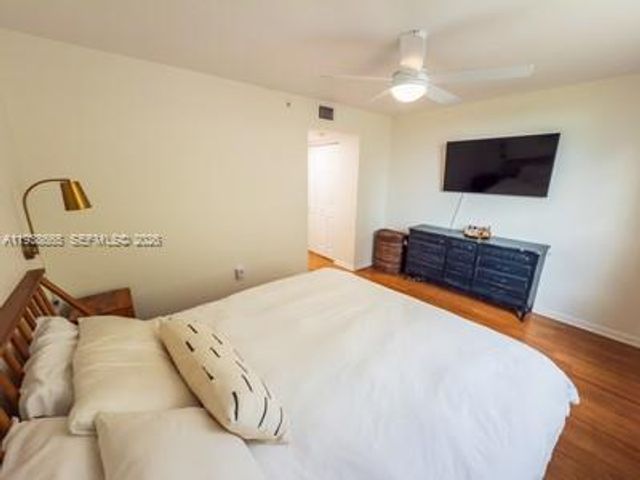 520 SE 5th Ave 3302, Fort Lauderdale, FL 33301