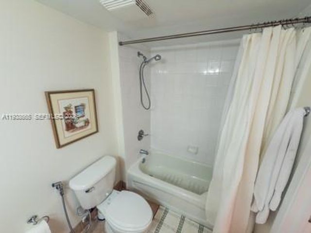 520 SE 5th Ave 3302, Fort Lauderdale, FL 33301