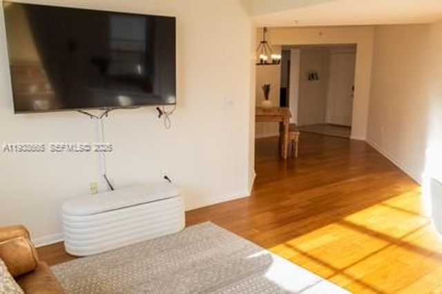 520 SE 5th Ave 3302, Fort Lauderdale, FL 33301