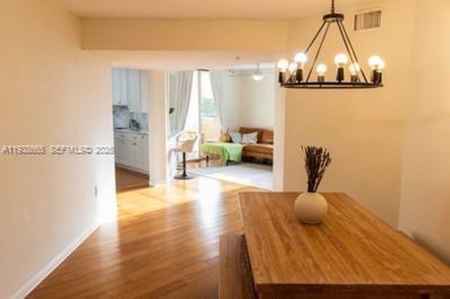 520 SE 5th Ave 3302, Fort Lauderdale, FL 33301