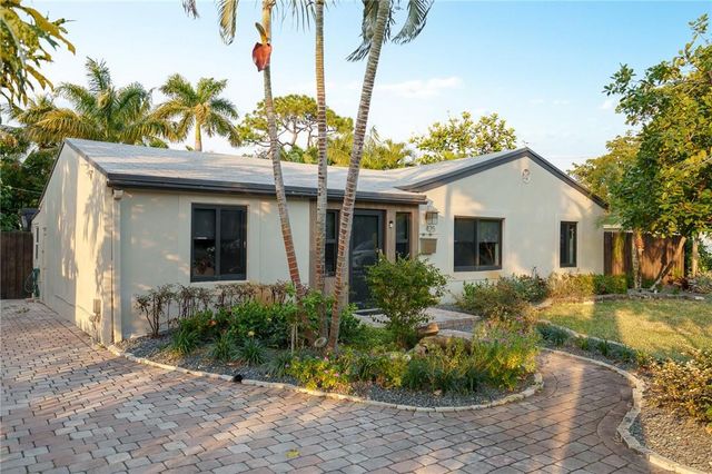 425 NE 25th Street, Wilton Manors, FL 33305