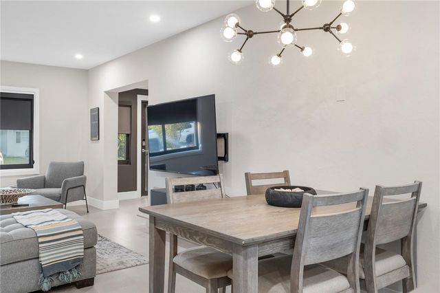 425 NE 25th Street, Wilton Manors, FL 33305