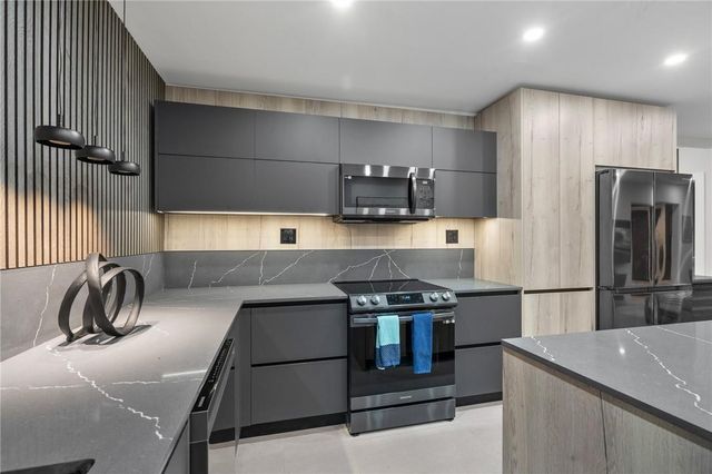 425 NE 25th Street, Wilton Manors, FL 33305