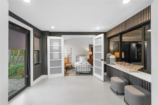 425 NE 25th Street, Wilton Manors, FL 33305