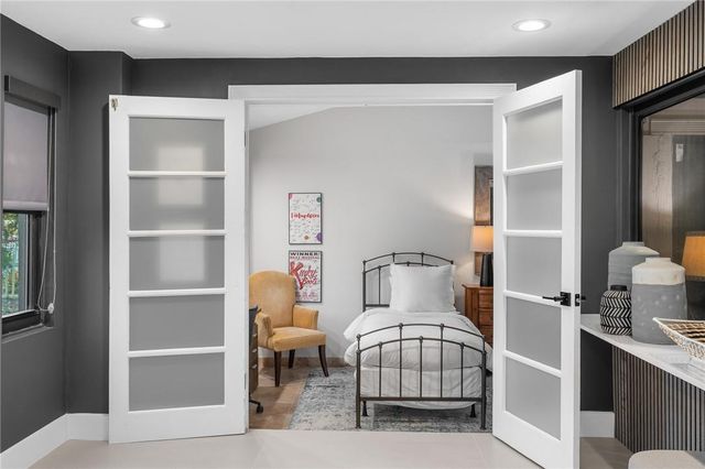 425 NE 25th Street, Wilton Manors, FL 33305