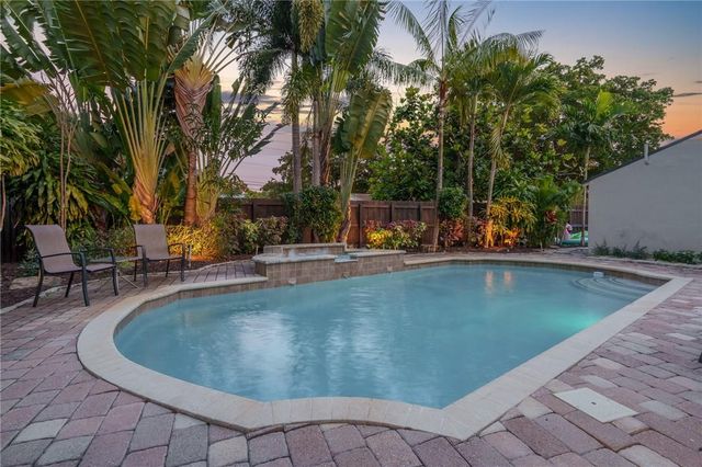 425 NE 25th Street, Wilton Manors, FL 33305