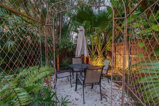 425 NE 25th Street, Wilton Manors, FL 33305