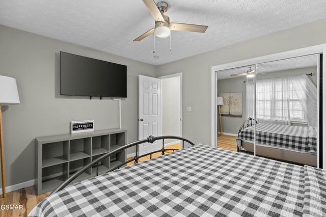 2133 Duck Pond Lane, Sevierville, TN 37876