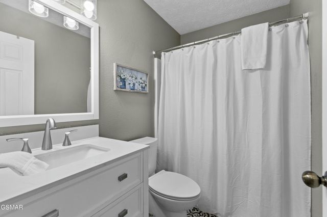 2133 Duck Pond Lane, Sevierville, TN 37876