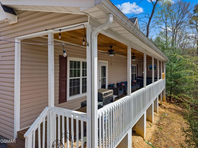 2133 Duck Pond Lane, Sevierville, TN 37876