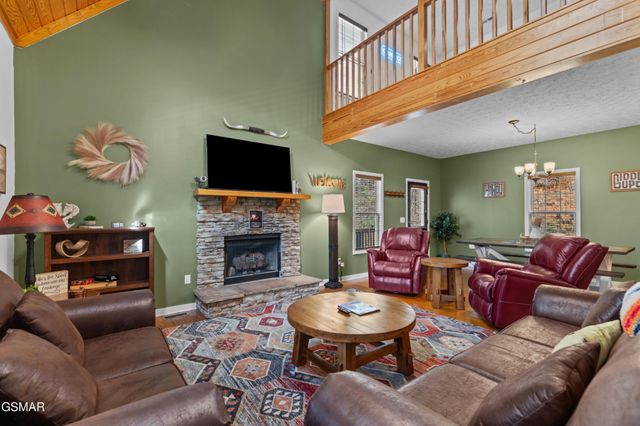 2133 Duck Pond Lane, Sevierville, TN 37876