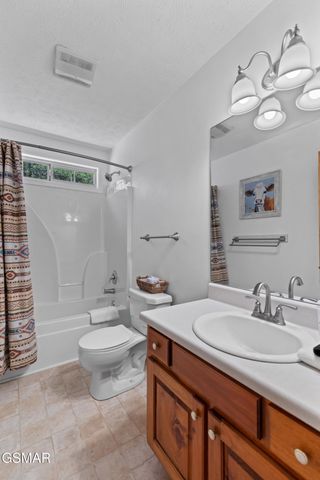 2133 Duck Pond Lane, Sevierville, TN 37876