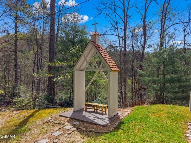 2133 Duck Pond Lane, Sevierville, TN 37876