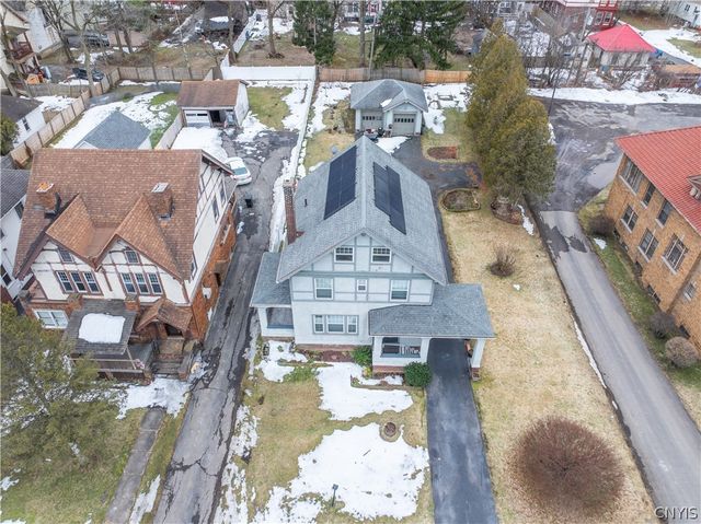 114 Memorial Parkway, Utica, NY 13501