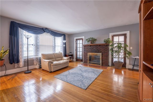 114 Memorial Parkway, Utica, NY 13501