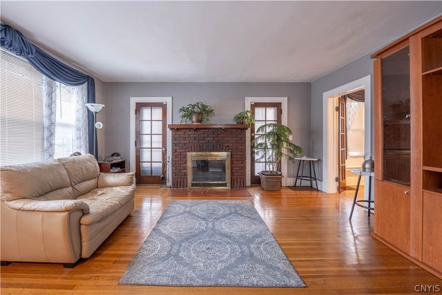 114 Memorial Parkway, Utica, NY 13501