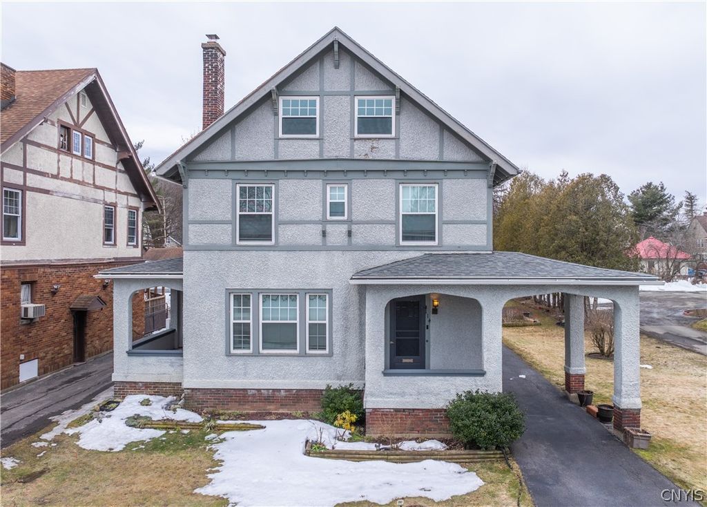 114 Memorial Parkway, Utica, NY 13501