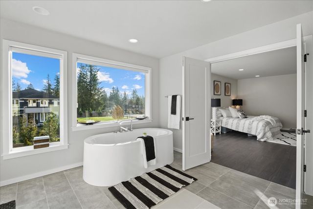 21713 SE 256th Place, Maple Valley, WA 98038