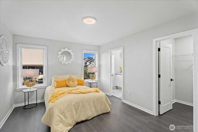 21713 SE 256th Place, Maple Valley, WA 98038