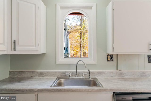 115 RISK RD, New Market, VA 22844