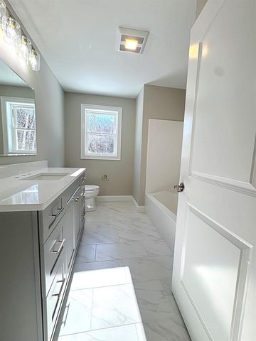 69 Peaslee Hill Road, Weare, NH 03281