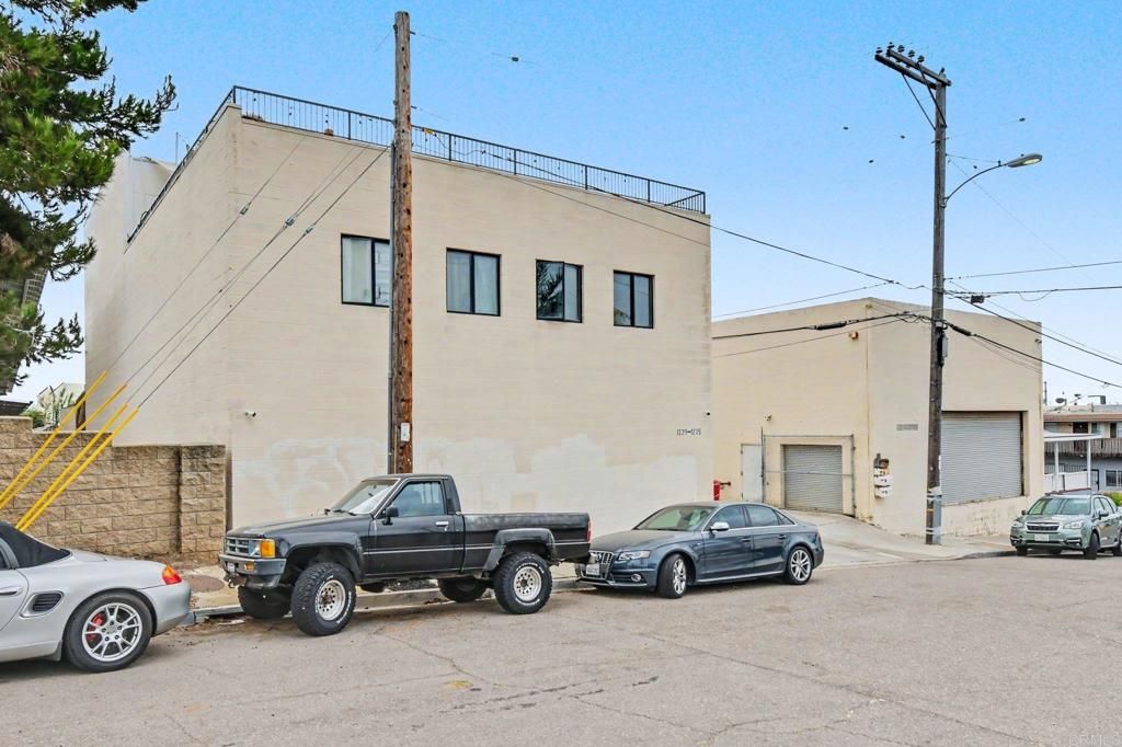 1235 Cushman Ave, San Diego, CA 92110 — photo 5
