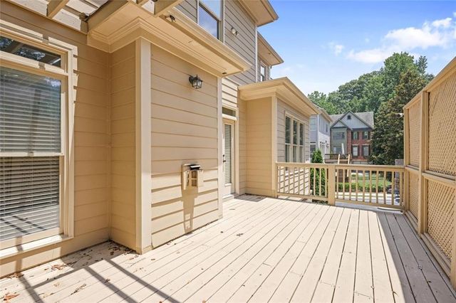 7989 Magnolia Square, Atlanta, GA 30350