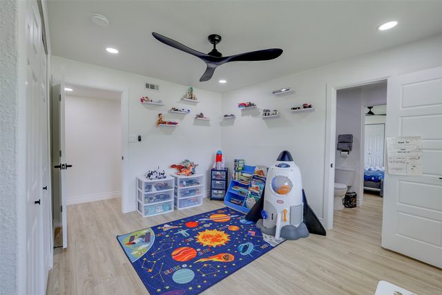 3631 Coral Gables Drive, Dallas, TX 75229