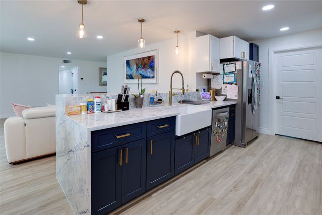 3631 Coral Gables Drive, Dallas, TX 75229