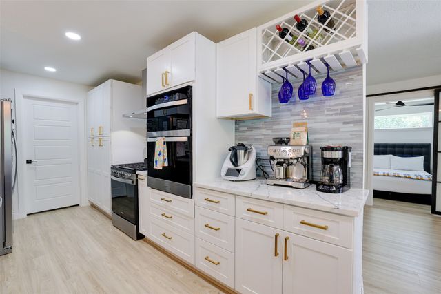 3631 Coral Gables Drive, Dallas, TX 75229
