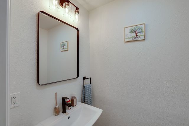 3631 Coral Gables Drive, Dallas, TX 75229