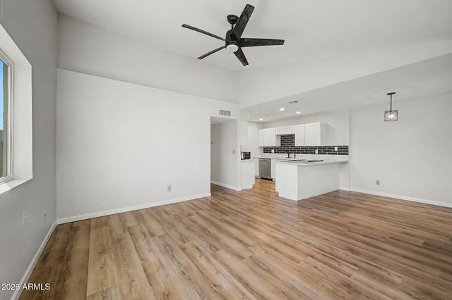 442 S 32ND Place, Mesa, AZ 85204