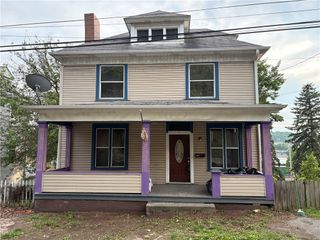 580 4th Ave, Freedom, PA 15042