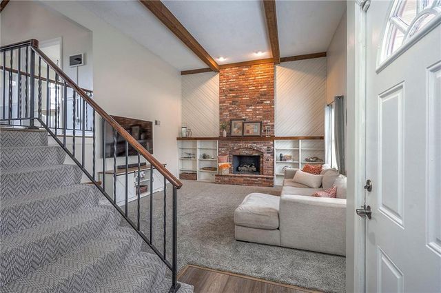 7908 Park Street, Lenexa, KS 66215