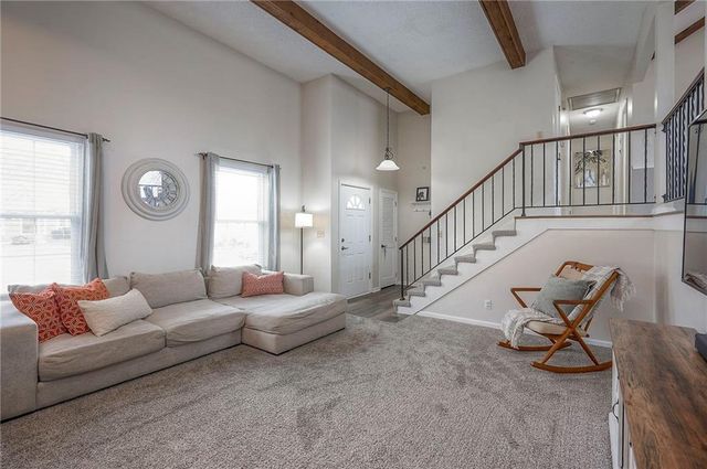 7908 Park Street, Lenexa, KS 66215