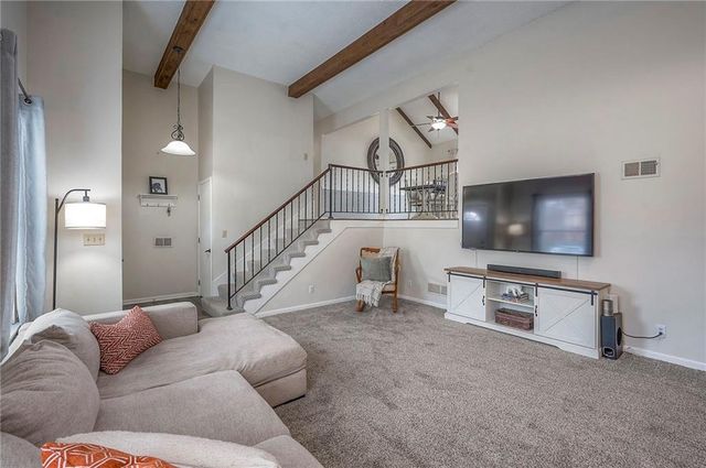 7908 Park Street, Lenexa, KS 66215