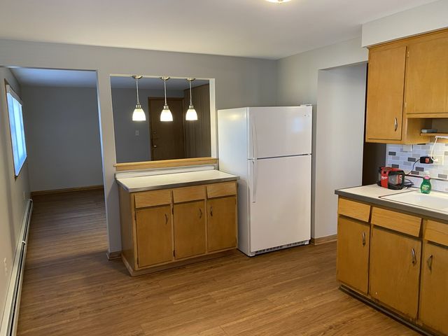 7900 W 26th Street GN, North Riverside, IL 60546