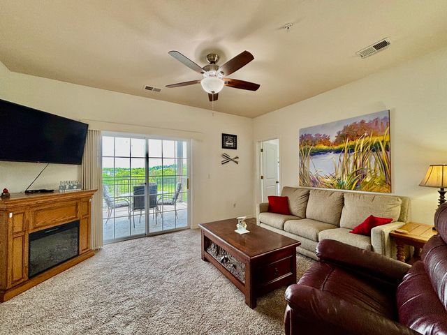 330 South Wildwood Drive Bldg 6 Unit 6, Branson, MO 65616