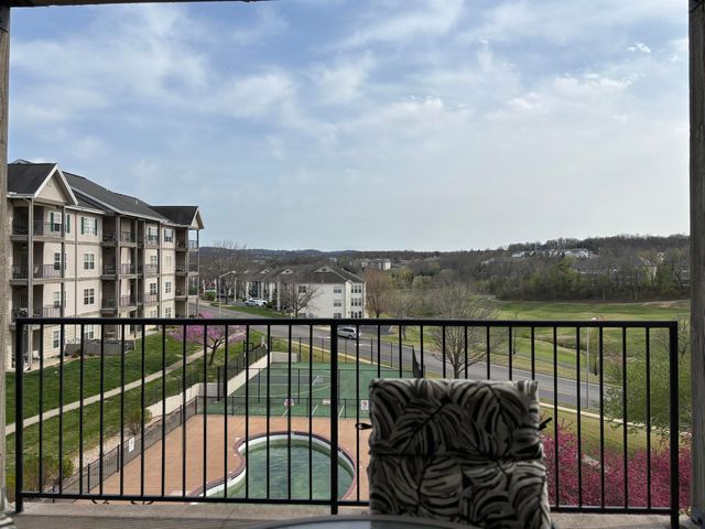 330 South Wildwood Drive Bldg 6 Unit 6, Branson, MO 65616